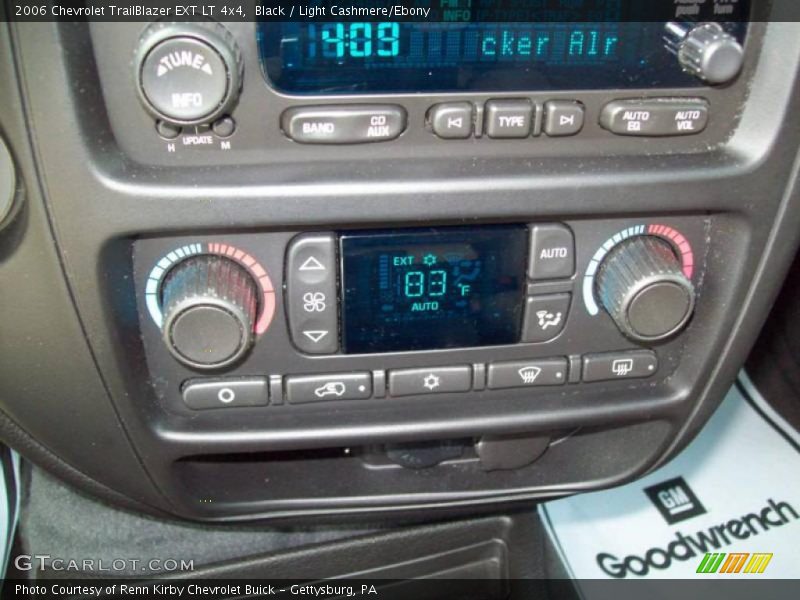 Black / Light Cashmere/Ebony 2006 Chevrolet TrailBlazer EXT LT 4x4