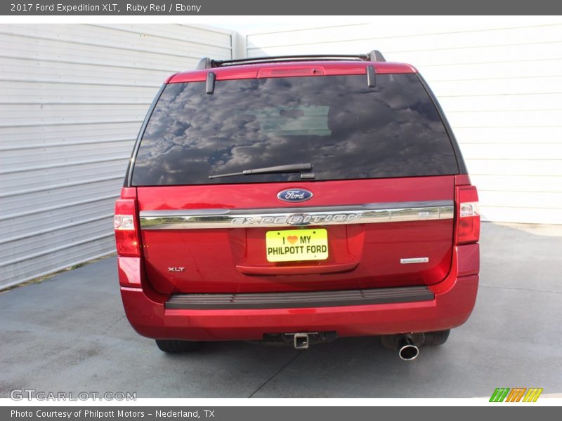 Ruby Red / Ebony 2017 Ford Expedition XLT
