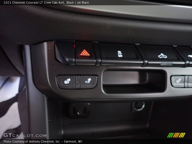 Black / Jet Black 2021 Chevrolet Colorado LT Crew Cab 4x4