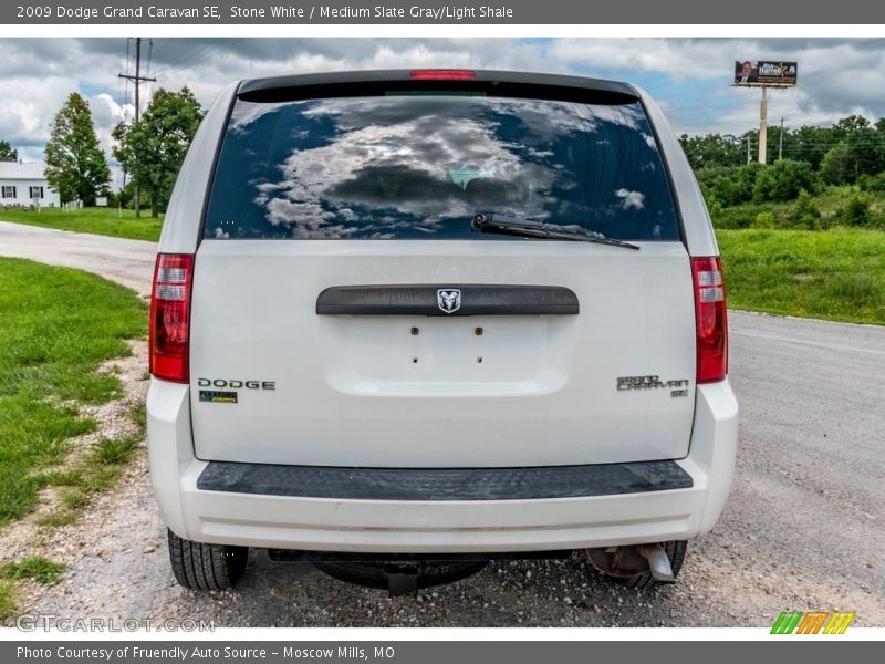Stone White / Medium Slate Gray/Light Shale 2009 Dodge Grand Caravan SE