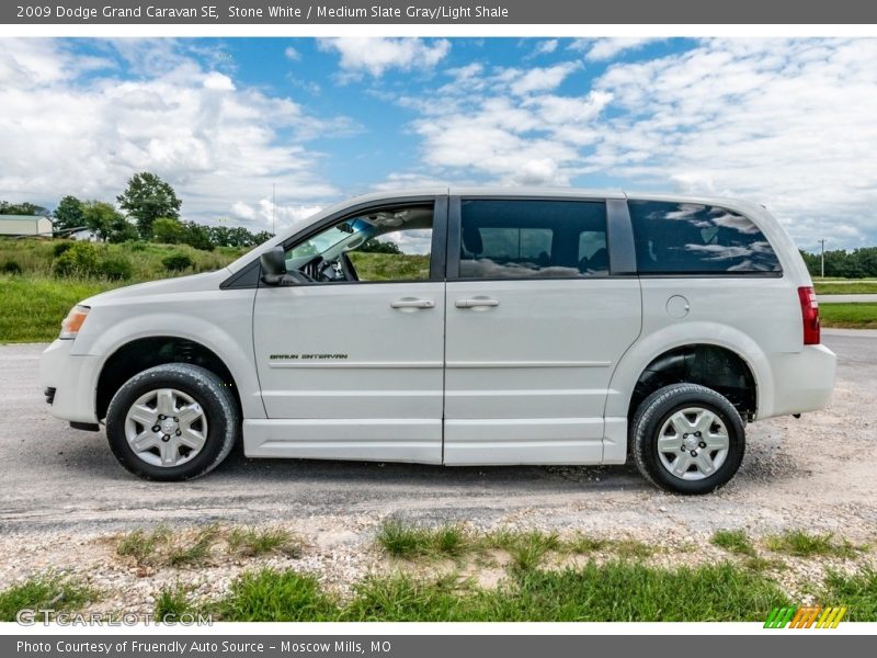 Stone White / Medium Slate Gray/Light Shale 2009 Dodge Grand Caravan SE