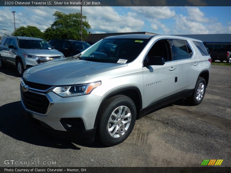 Silver Ice Metallic / Jet Black 2020 Chevrolet Traverse LS