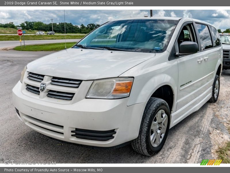 Stone White / Medium Slate Gray/Light Shale 2009 Dodge Grand Caravan SE
