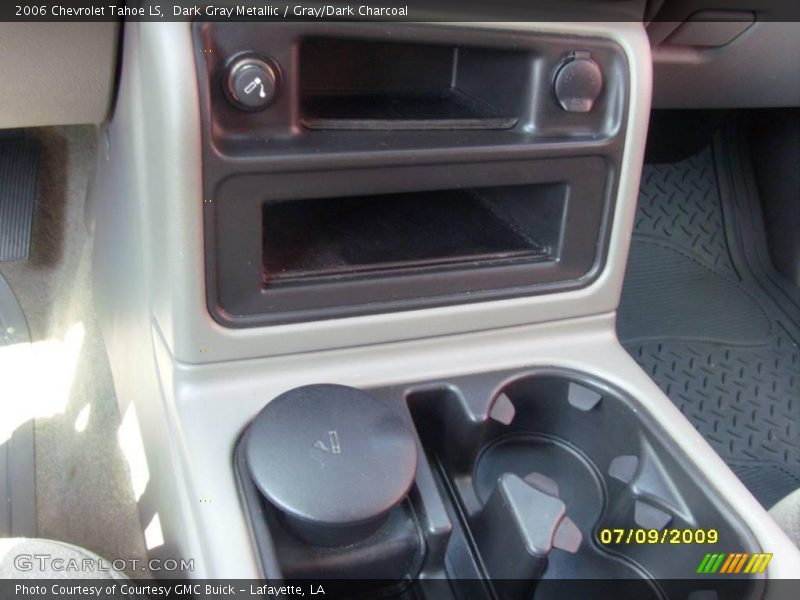 Dark Gray Metallic / Gray/Dark Charcoal 2006 Chevrolet Tahoe LS