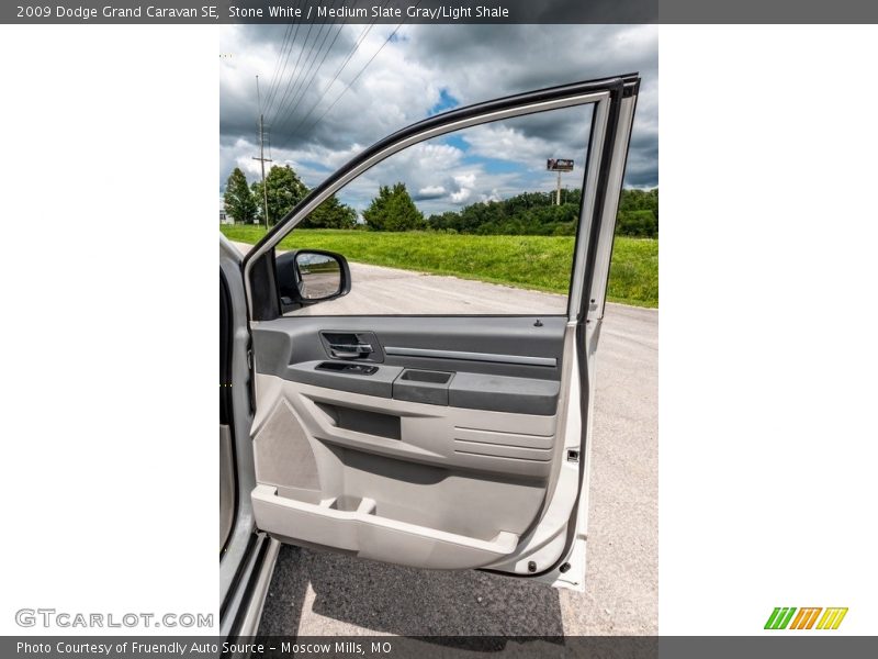 Stone White / Medium Slate Gray/Light Shale 2009 Dodge Grand Caravan SE