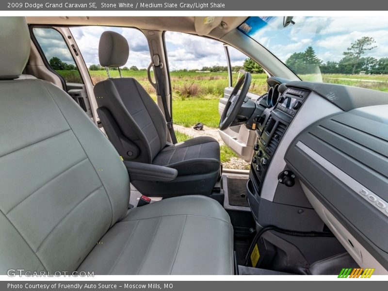 Stone White / Medium Slate Gray/Light Shale 2009 Dodge Grand Caravan SE