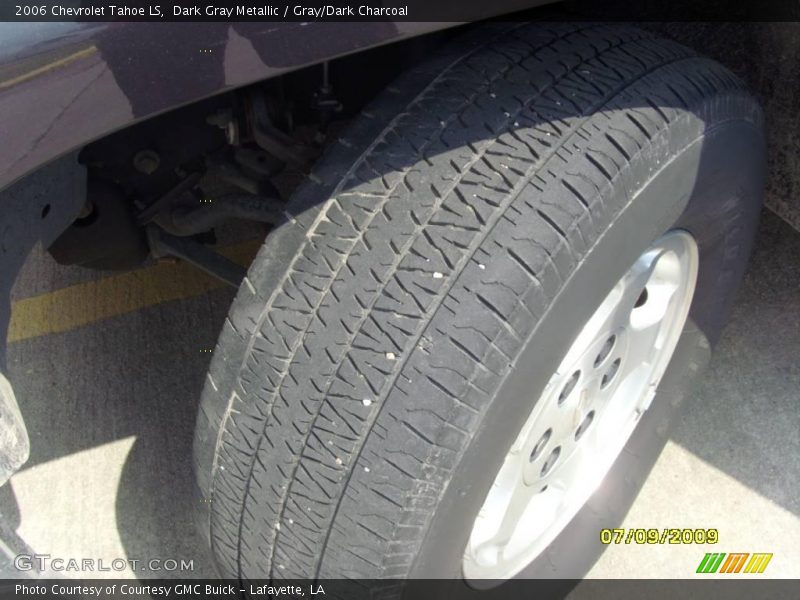 Dark Gray Metallic / Gray/Dark Charcoal 2006 Chevrolet Tahoe LS