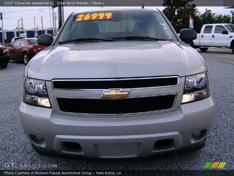 Silver Birch Metallic / Ebony 2007 Chevrolet Avalanche LS