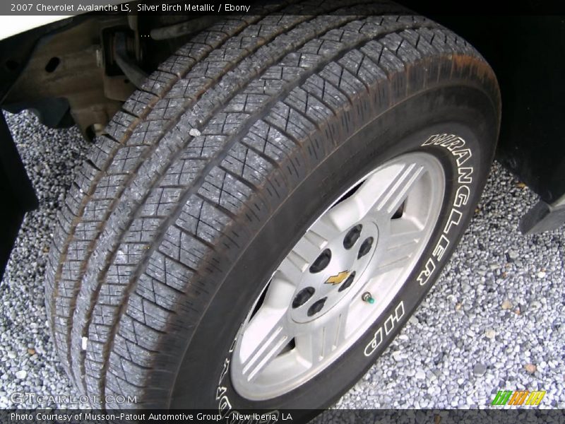 Silver Birch Metallic / Ebony 2007 Chevrolet Avalanche LS