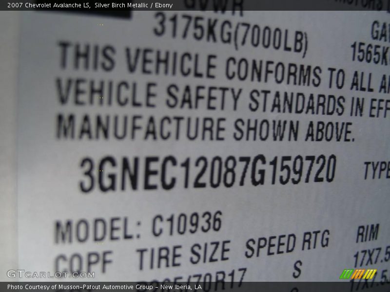 Silver Birch Metallic / Ebony 2007 Chevrolet Avalanche LS