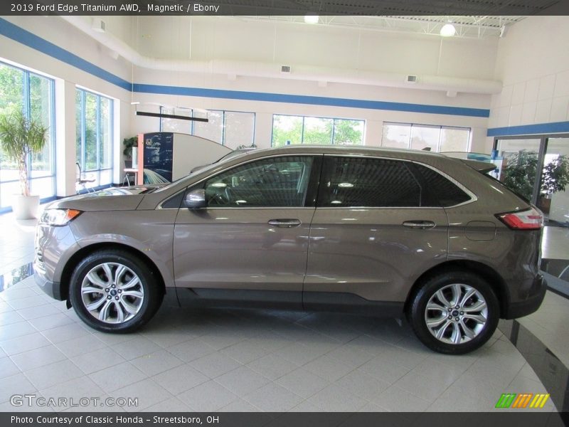 Magnetic / Ebony 2019 Ford Edge Titanium AWD
