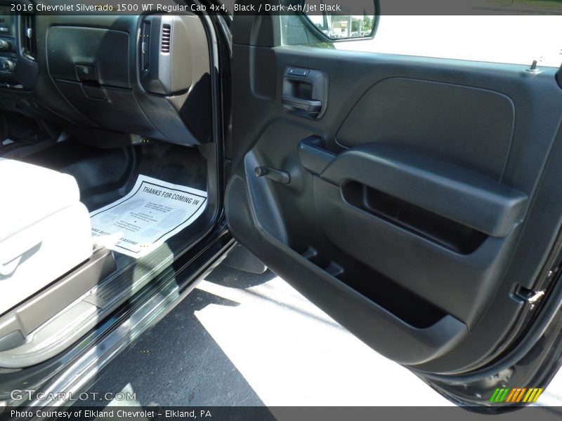 Black / Dark Ash/Jet Black 2016 Chevrolet Silverado 1500 WT Regular Cab 4x4