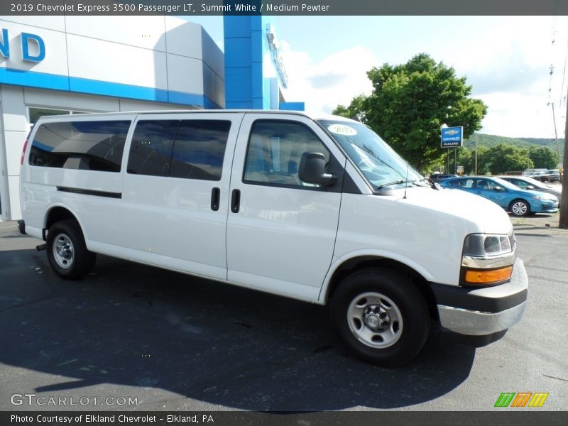 Summit White / Medium Pewter 2019 Chevrolet Express 3500 Passenger LT