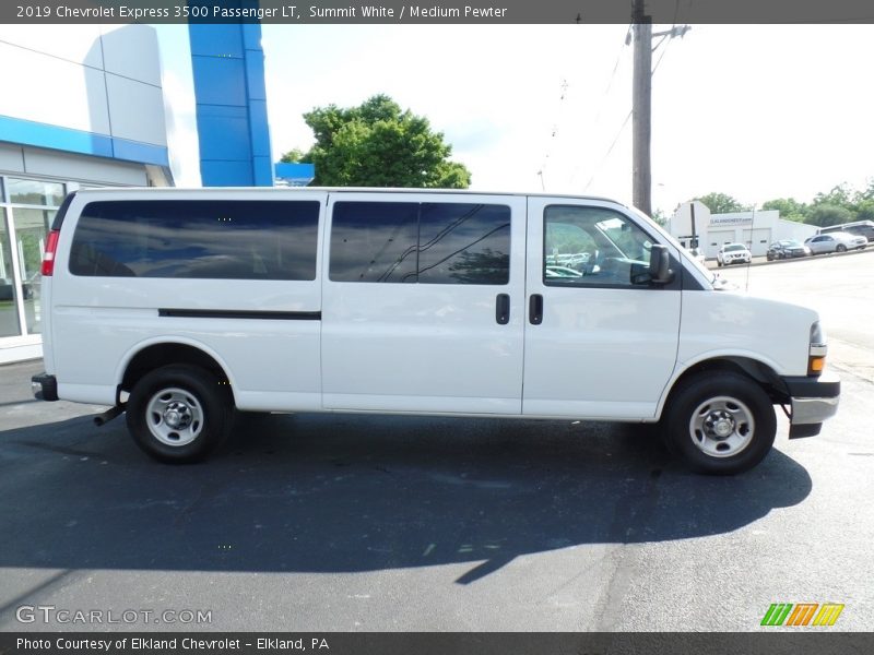Summit White / Medium Pewter 2019 Chevrolet Express 3500 Passenger LT