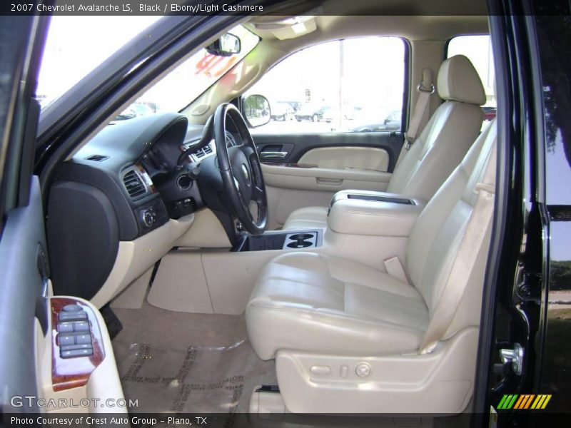 Black / Ebony/Light Cashmere 2007 Chevrolet Avalanche LS