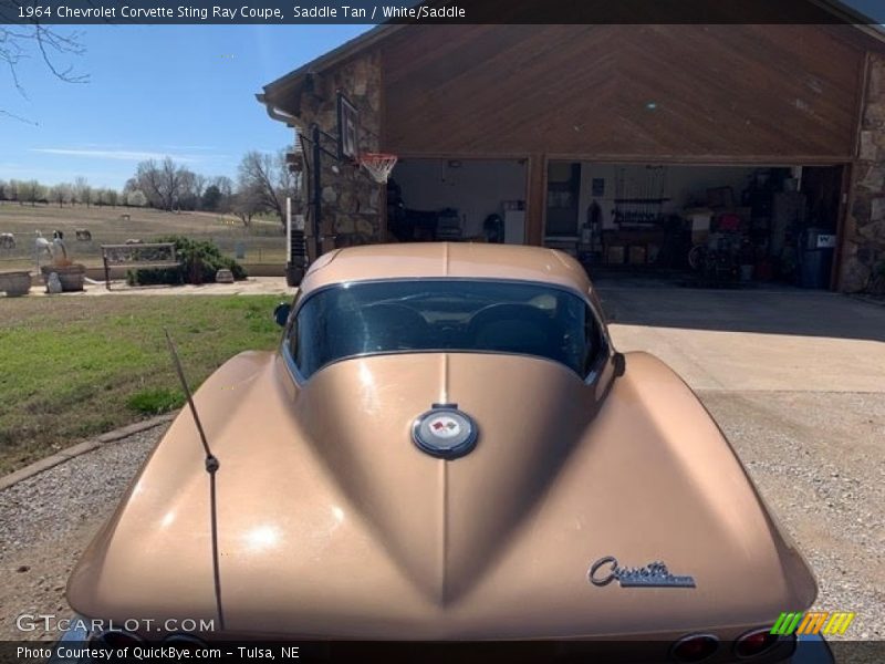 Saddle Tan / White/Saddle 1964 Chevrolet Corvette Sting Ray Coupe