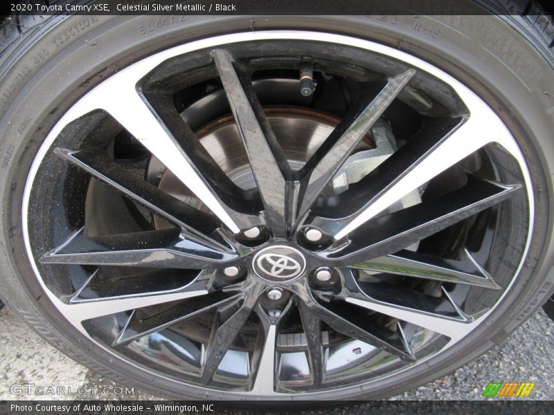 Celestial Silver Metallic / Black 2020 Toyota Camry XSE
