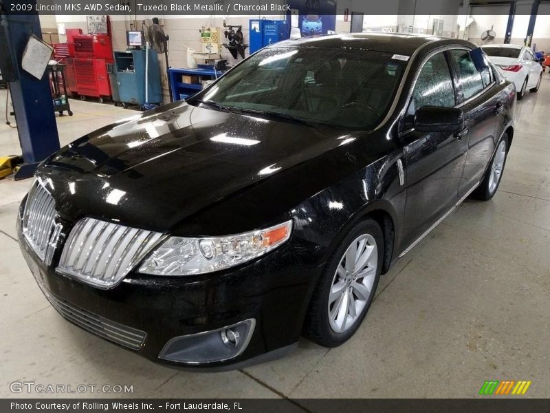 Tuxedo Black Metallic / Charcoal Black 2009 Lincoln MKS AWD Sedan