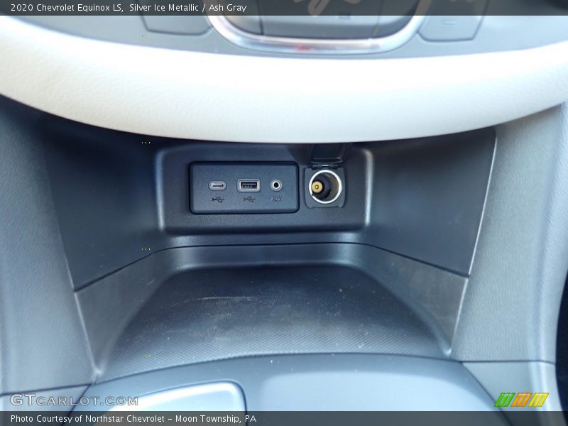 Silver Ice Metallic / Ash Gray 2020 Chevrolet Equinox LS