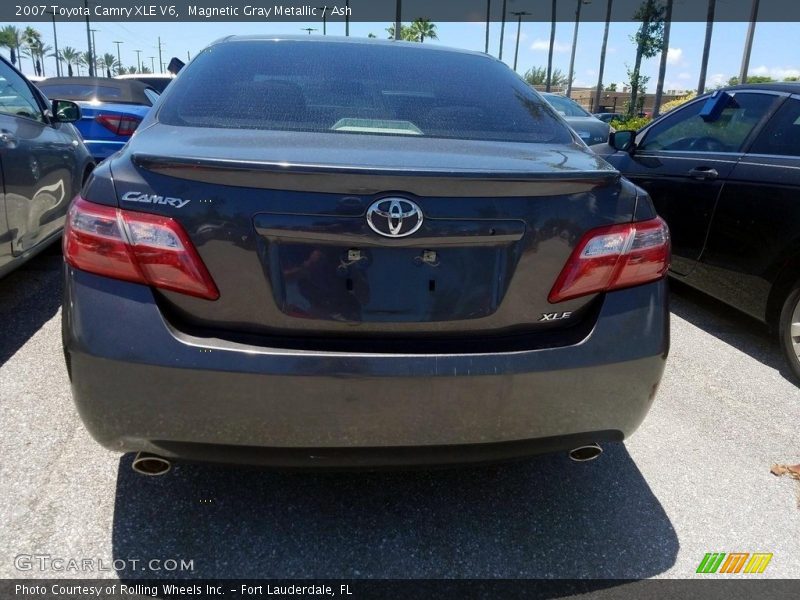Magnetic Gray Metallic / Ash 2007 Toyota Camry XLE V6