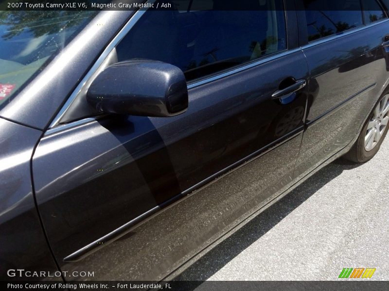 Magnetic Gray Metallic / Ash 2007 Toyota Camry XLE V6