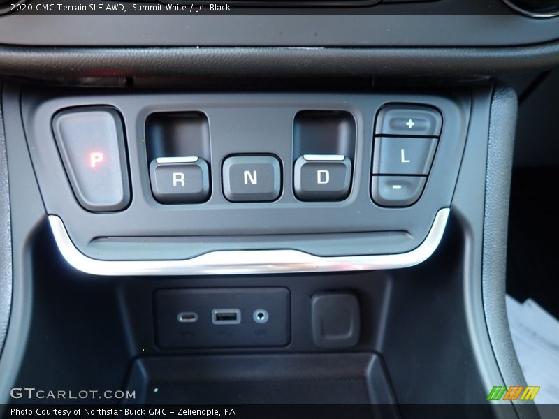 Summit White / Jet Black 2020 GMC Terrain SLE AWD