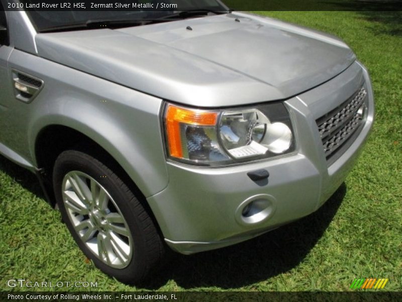 Zermatt Silver Metallic / Storm 2010 Land Rover LR2 HSE