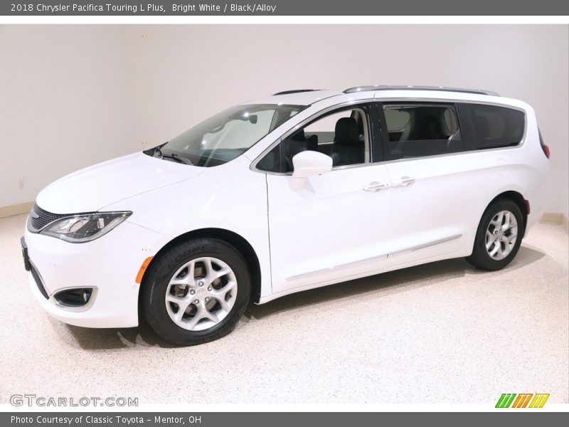 Bright White / Black/Alloy 2018 Chrysler Pacifica Touring L Plus