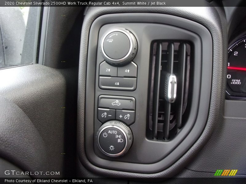 Summit White / Jet Black 2020 Chevrolet Silverado 2500HD Work Truck Regular Cab 4x4