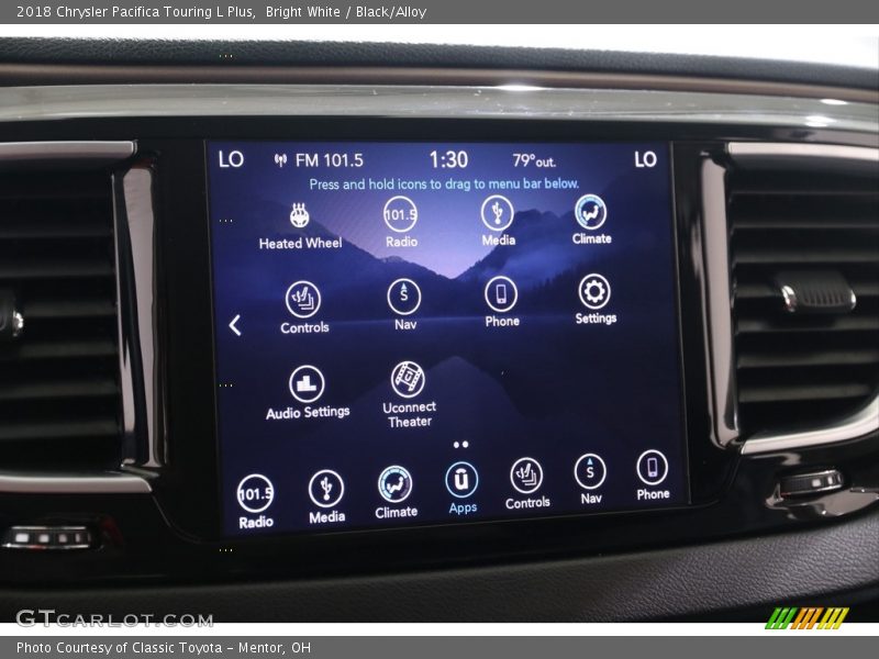 Bright White / Black/Alloy 2018 Chrysler Pacifica Touring L Plus