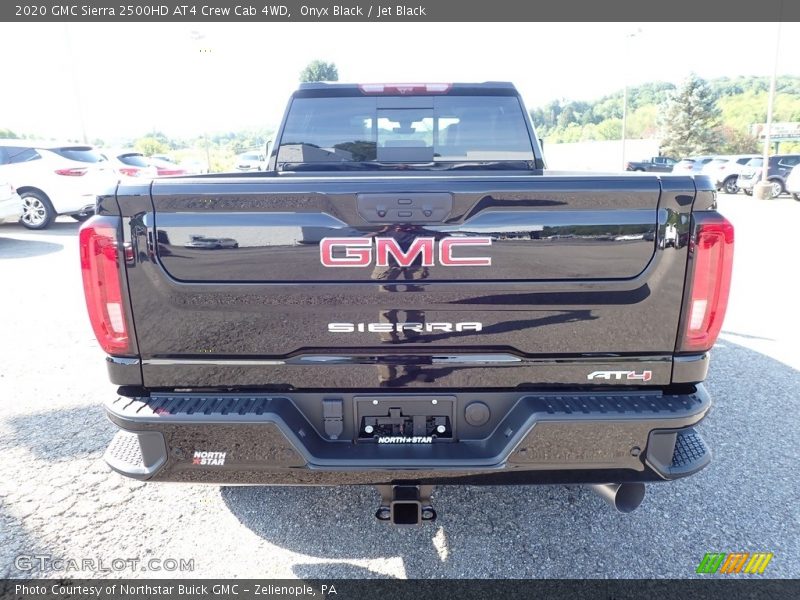 Onyx Black / Jet Black 2020 GMC Sierra 2500HD AT4 Crew Cab 4WD