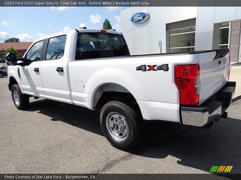 Oxford White / Medium Earth Gray 2020 Ford F250 Super Duty XL Crew Cab 4x4