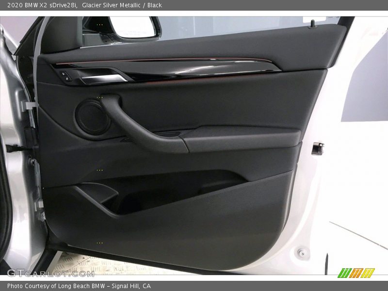 Glacier Silver Metallic / Black 2020 BMW X2 sDrive28i