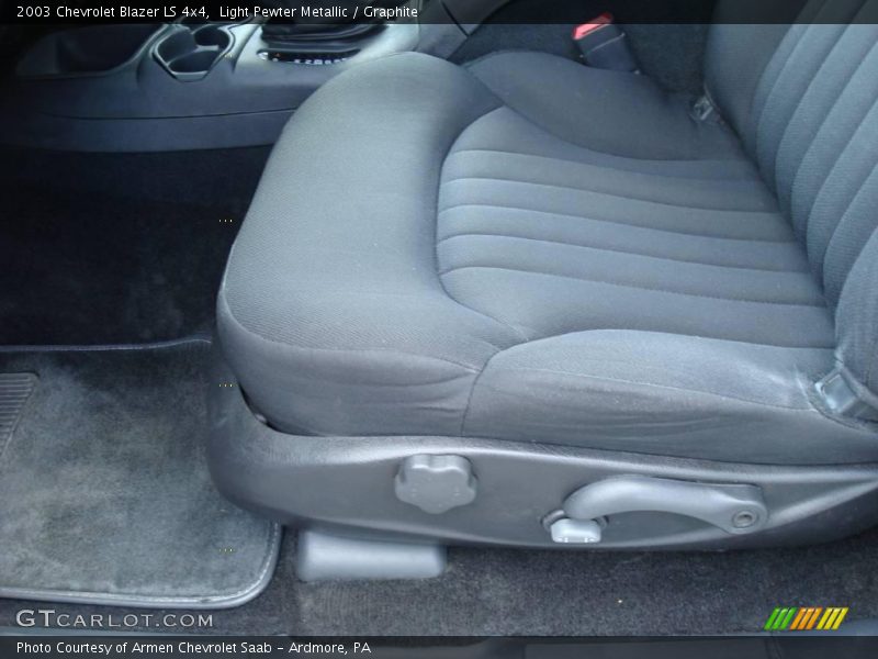 Light Pewter Metallic / Graphite 2003 Chevrolet Blazer LS 4x4