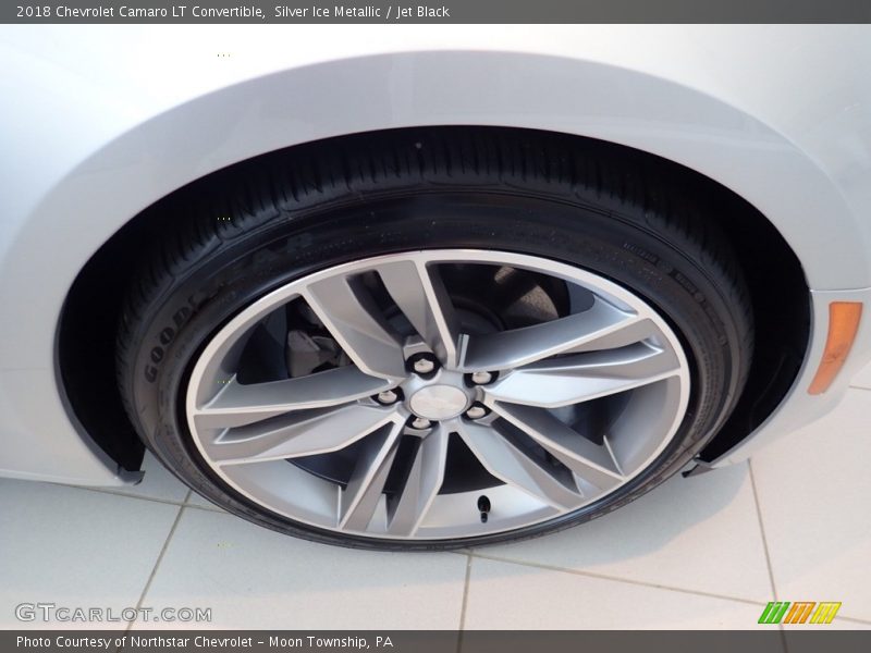 Silver Ice Metallic / Jet Black 2018 Chevrolet Camaro LT Convertible