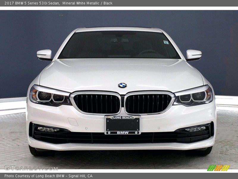 Mineral White Metallic / Black 2017 BMW 5 Series 530i Sedan