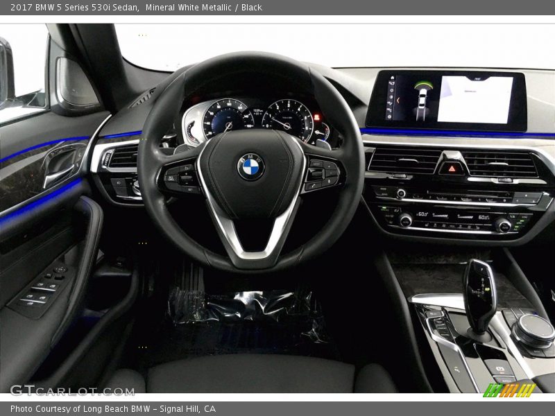 Mineral White Metallic / Black 2017 BMW 5 Series 530i Sedan