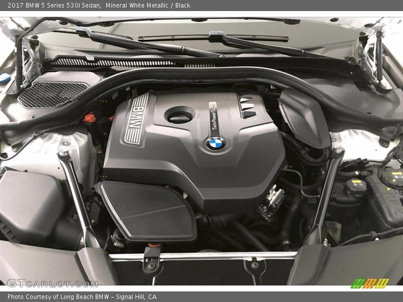 Mineral White Metallic / Black 2017 BMW 5 Series 530i Sedan