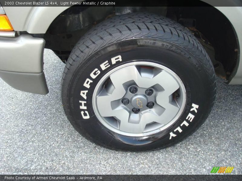 Light Pewter Metallic / Graphite 2003 Chevrolet Blazer LS 4x4