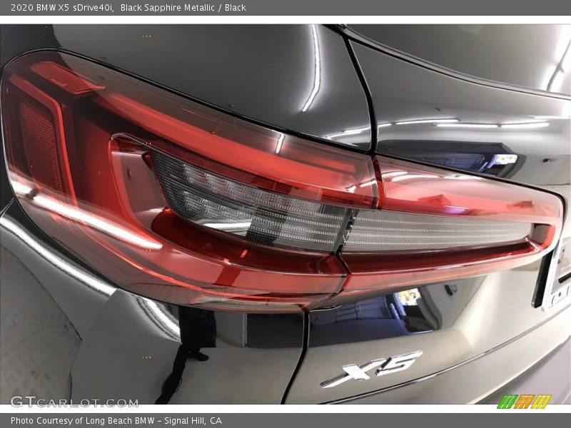Black Sapphire Metallic / Black 2020 BMW X5 sDrive40i