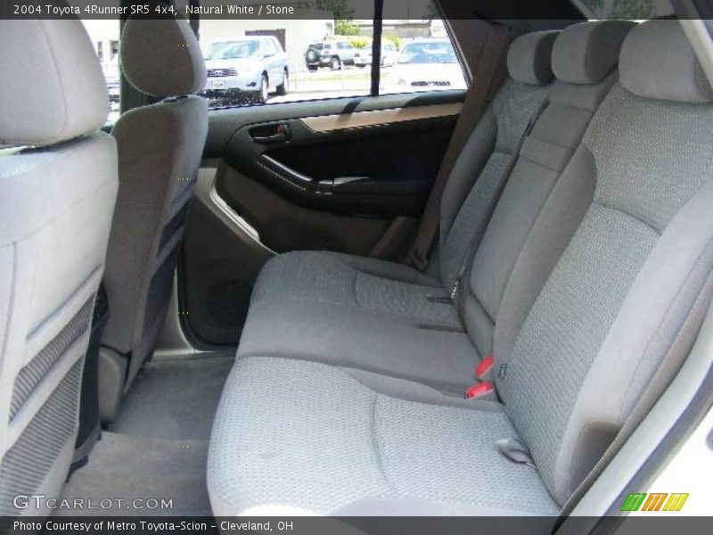 Natural White / Stone 2004 Toyota 4Runner SR5 4x4