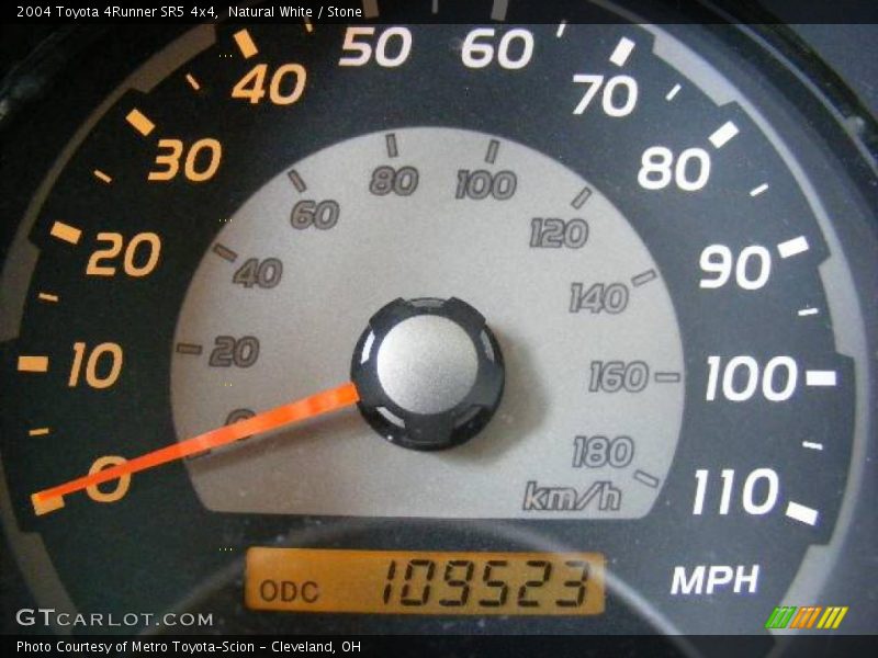 Natural White / Stone 2004 Toyota 4Runner SR5 4x4