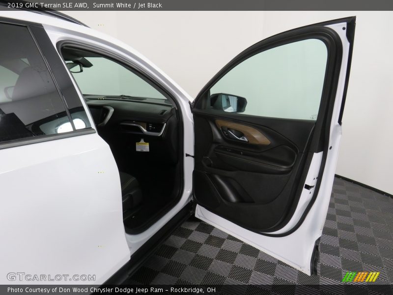 Summit White / Jet Black 2019 GMC Terrain SLE AWD