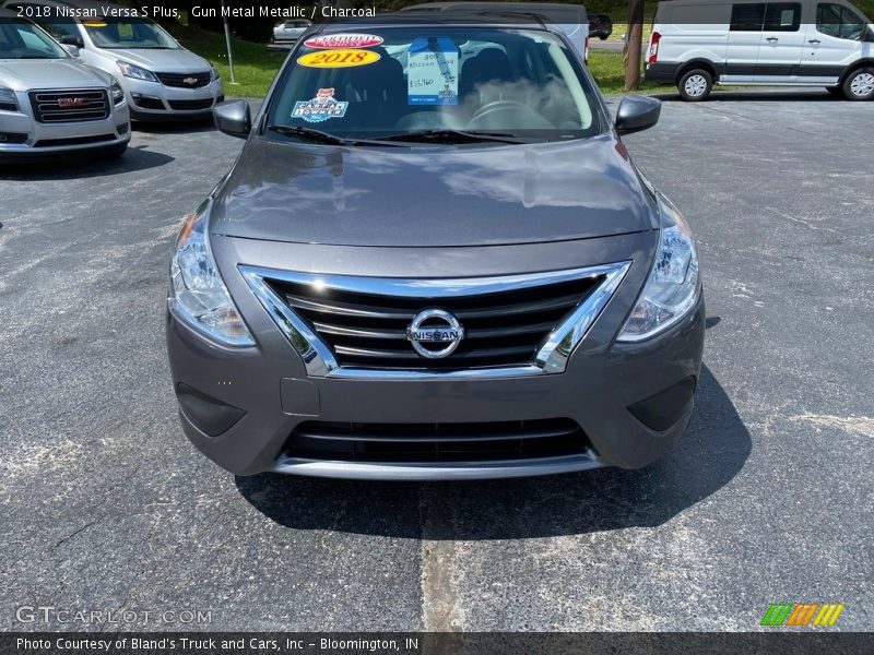 Gun Metal Metallic / Charcoal 2018 Nissan Versa S Plus