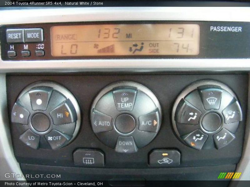 Natural White / Stone 2004 Toyota 4Runner SR5 4x4