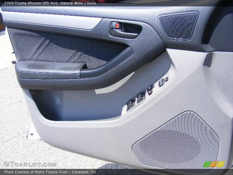 Natural White / Stone 2004 Toyota 4Runner SR5 4x4