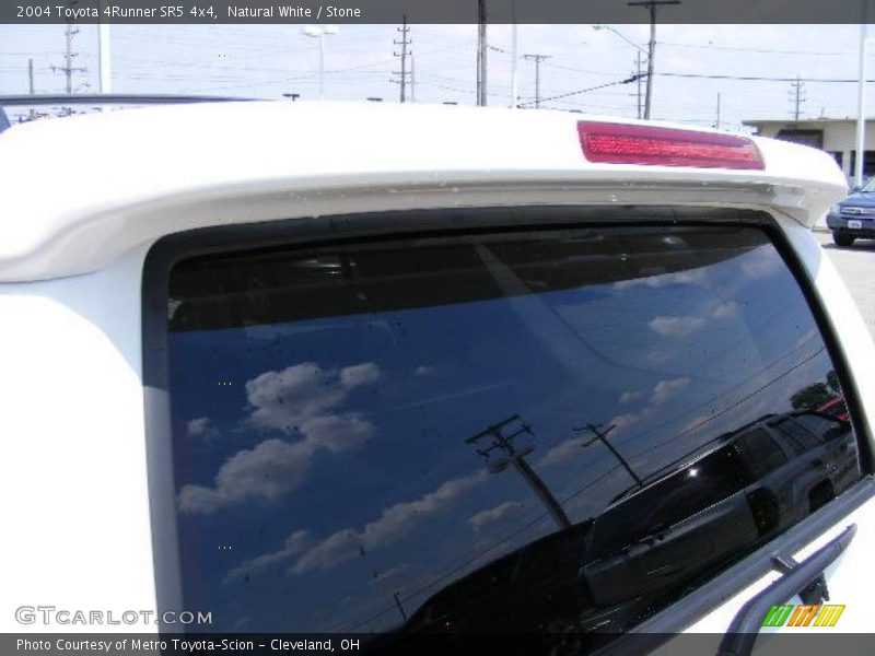 Natural White / Stone 2004 Toyota 4Runner SR5 4x4