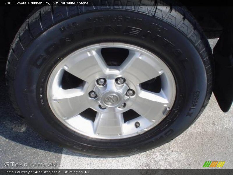 Natural White / Stone 2005 Toyota 4Runner SR5