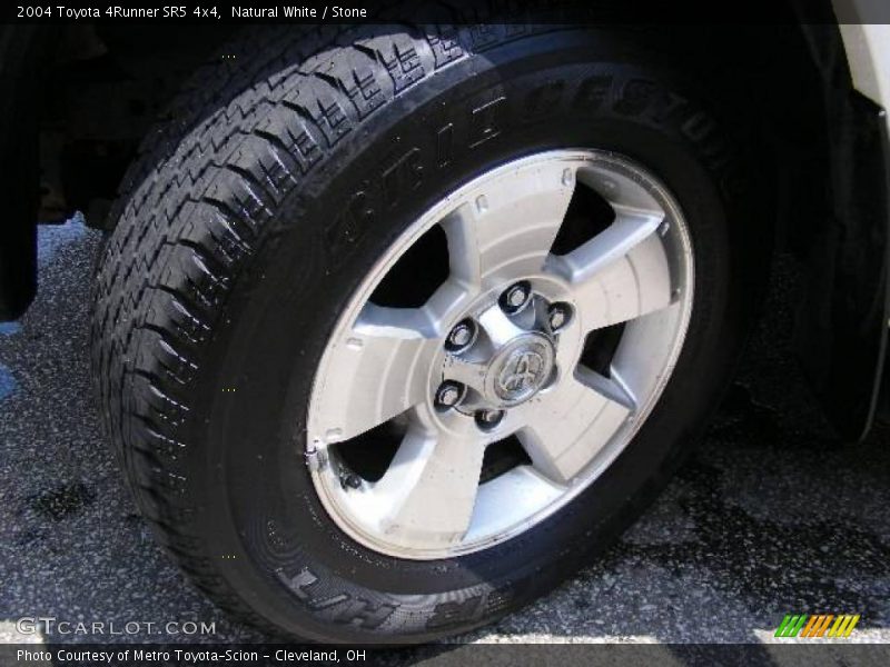 Natural White / Stone 2004 Toyota 4Runner SR5 4x4