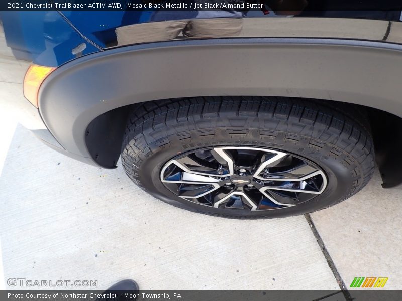 Mosaic Black Metallic / Jet Black/Almond Butter 2021 Chevrolet TrailBlazer ACTIV AWD